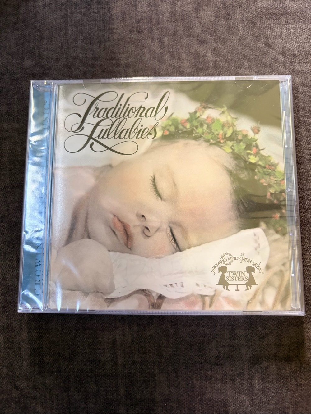 Traditional Lullabies CD — Baby Sleeping Artwork